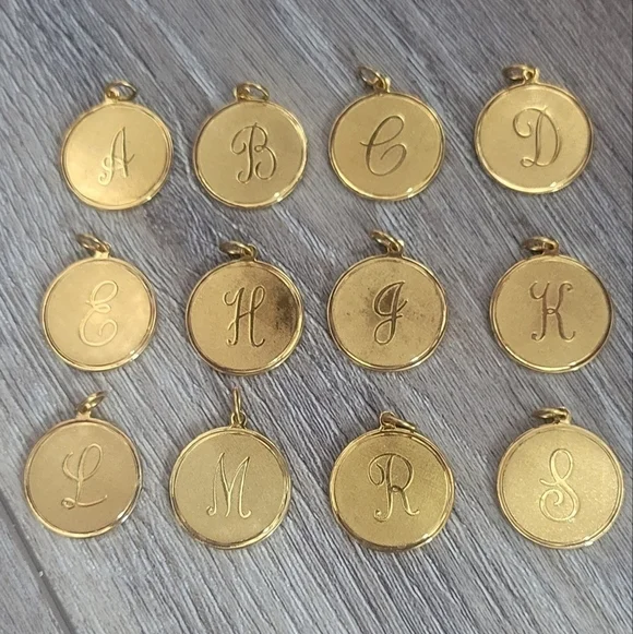 Moon & Lola Medium Dalton Gold Toned Initial Pendant B C D E H J K L R - Picture 2 of 9